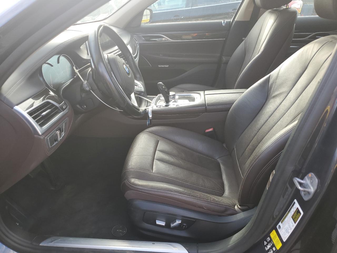 2018 BMW 740 Xi - Image 7