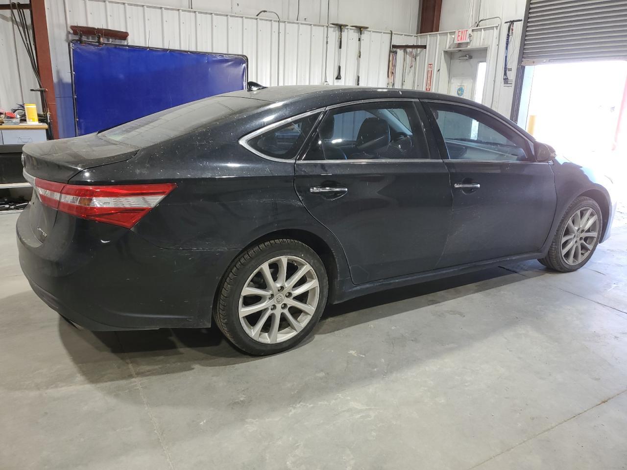 2013 Toyota Avalon Base - Фото 3