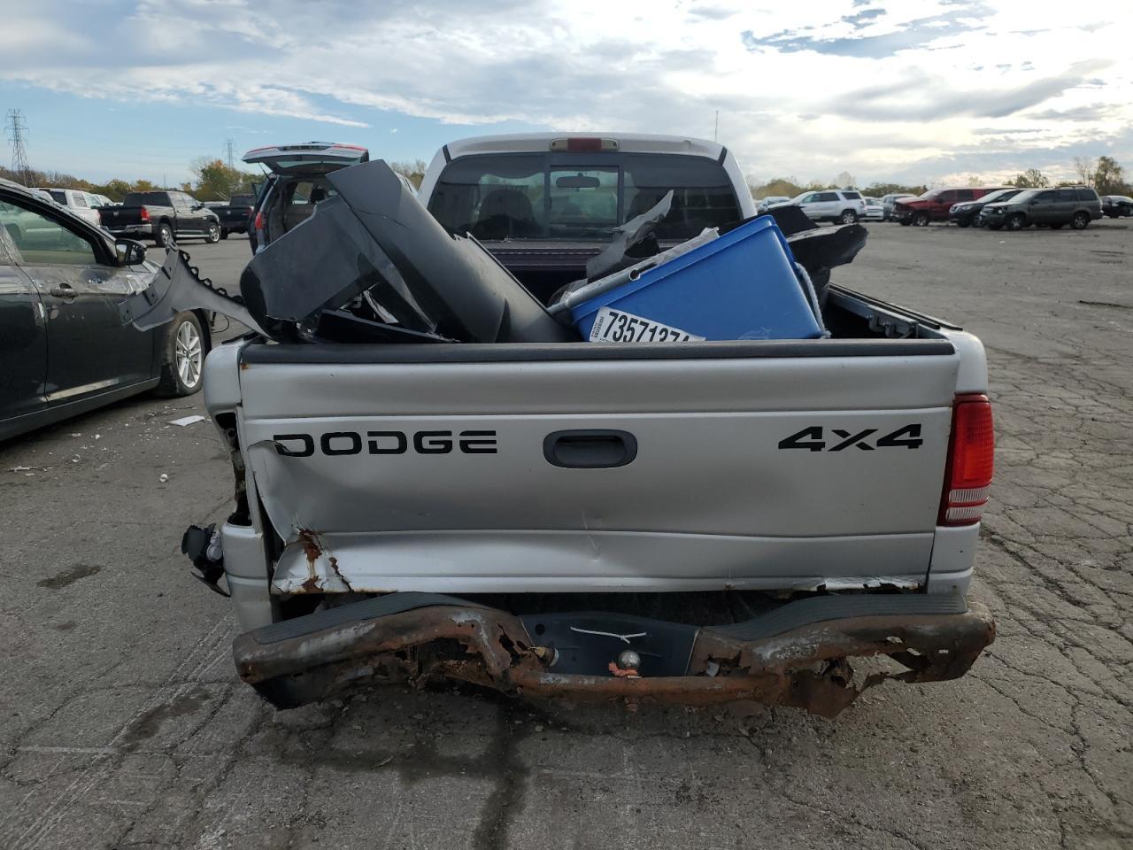 2002 Dodge Dakota Sport - Image 6