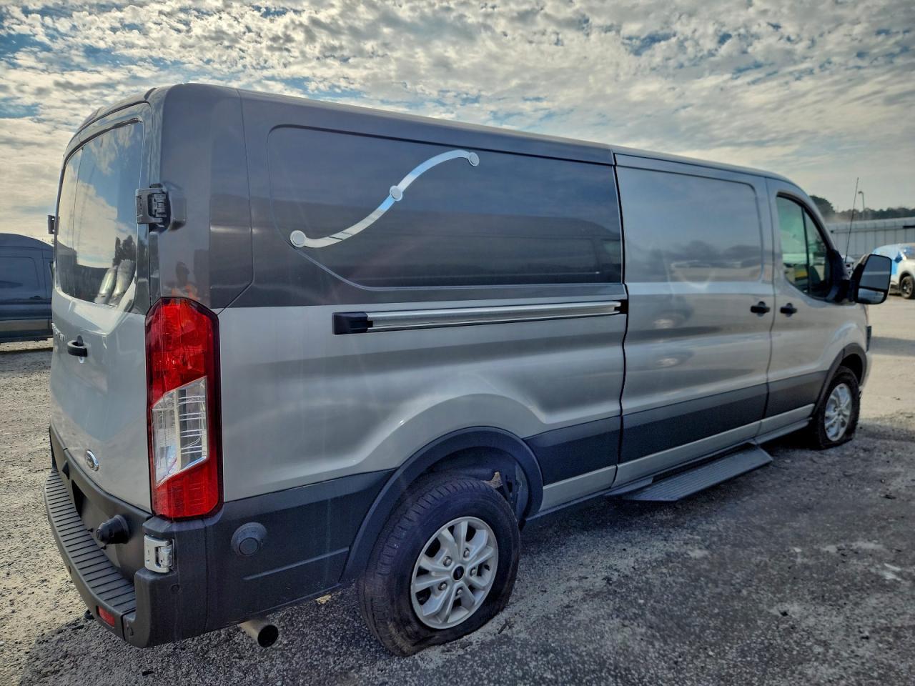 2024 Ford Transit Van - Image 3