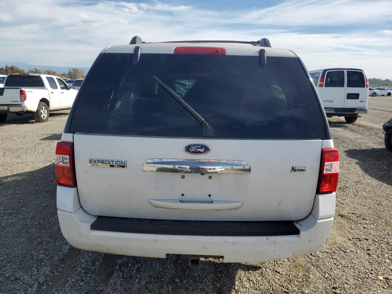 2014 Ford Expedition El Limited - Image 6