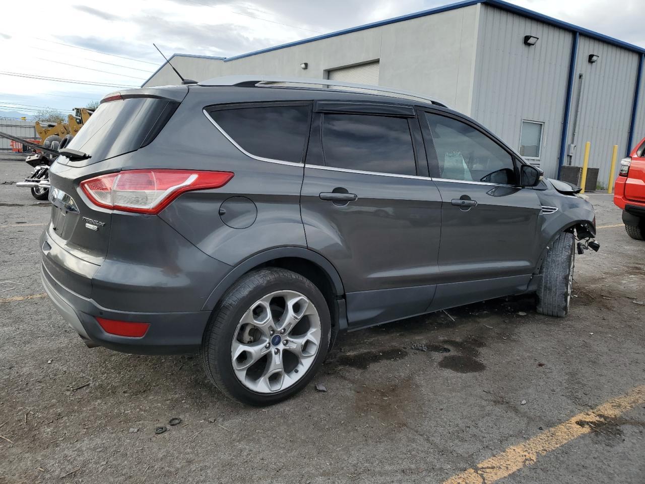 2015 Ford Escape Titanium - Image 3