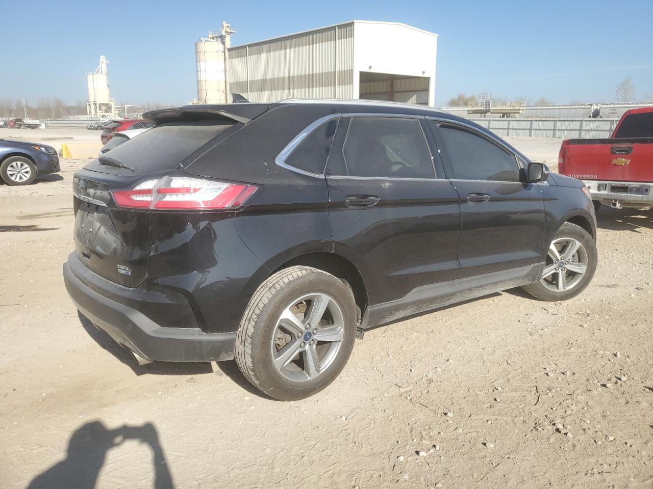 2019 Ford Edge Sel - Фото 3
