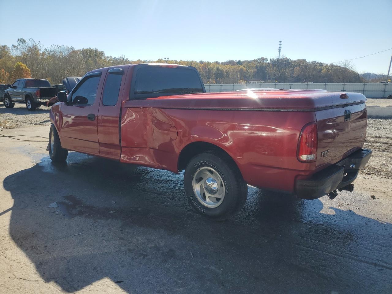 2004 Ford F-150 Heritage Classic - Фото 2