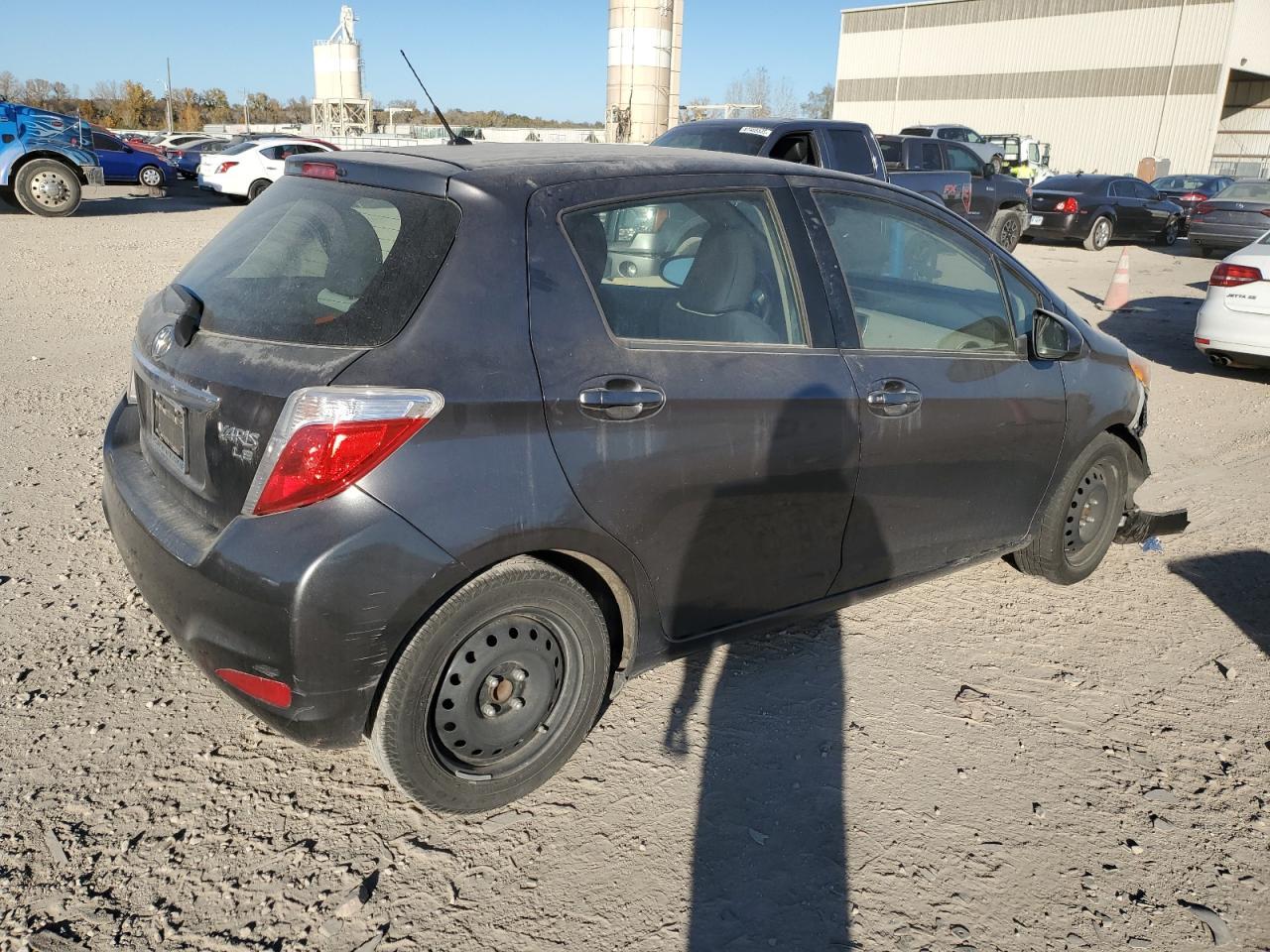 2014 Toyota Yaris - Фото 3