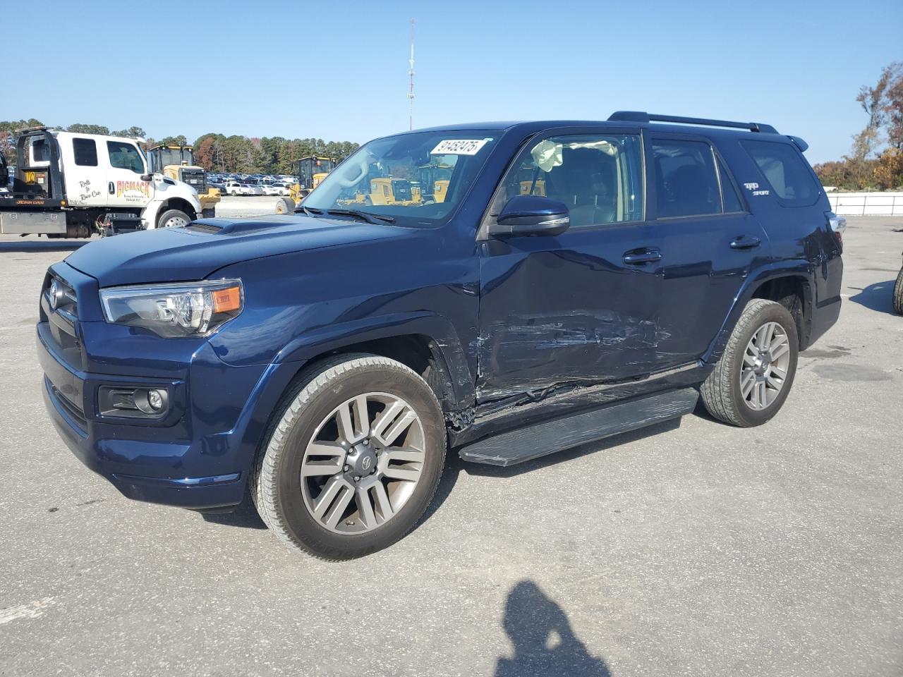 2023 Toyota 4Runner Se
