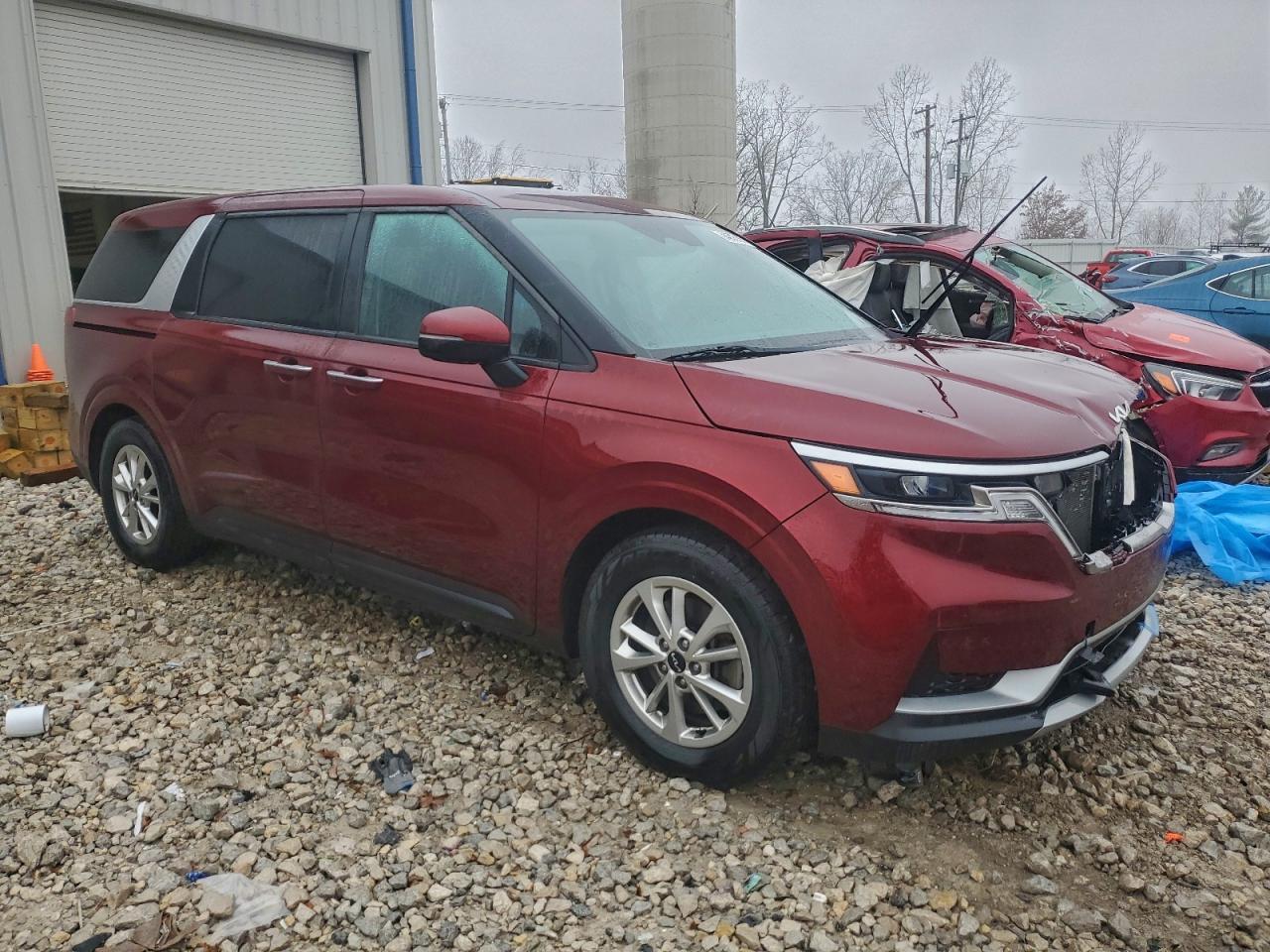 2023 Kia Carnival Lx - Фото 4