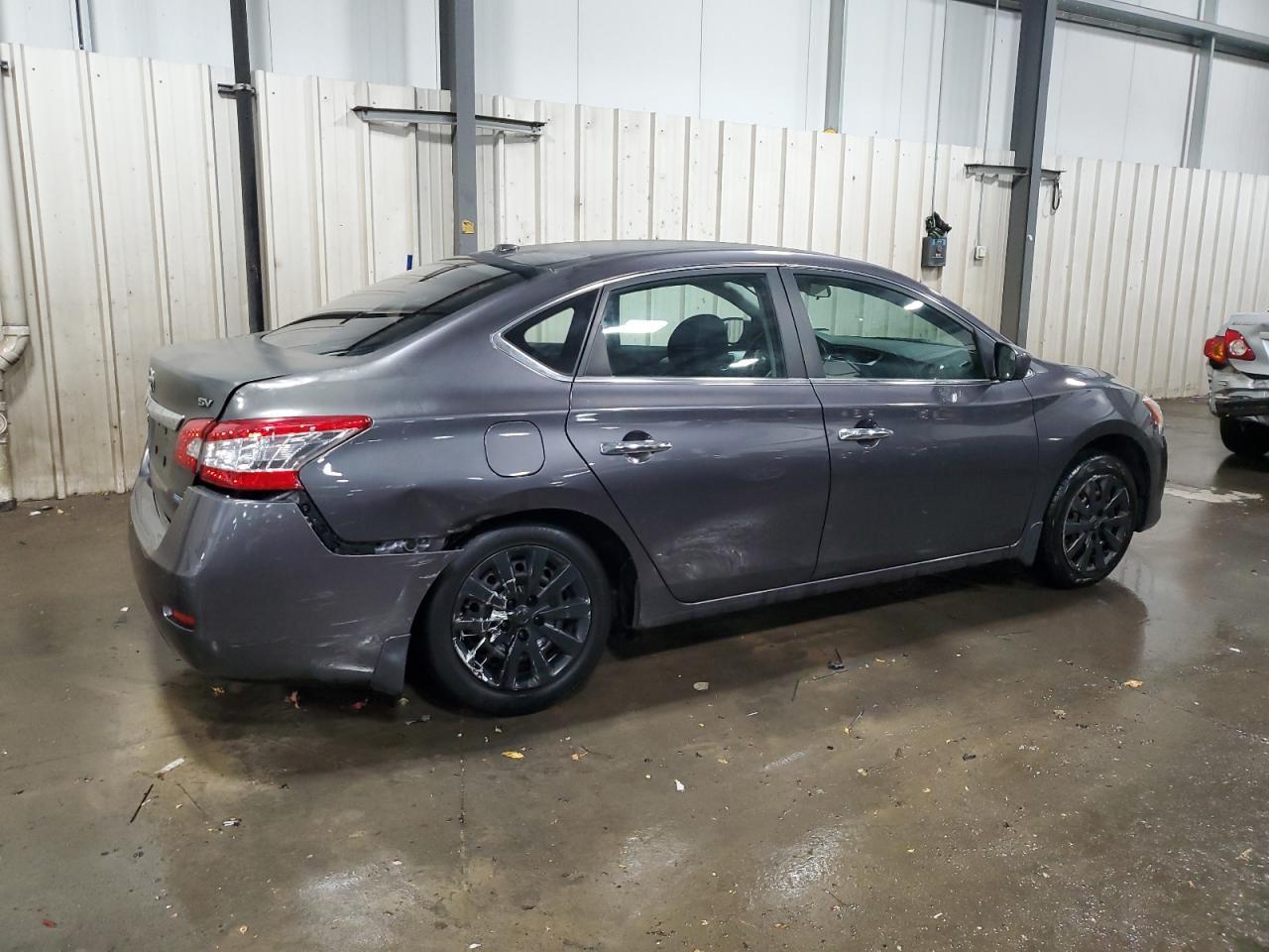 2015 Nissan Sentra S - Фото 3