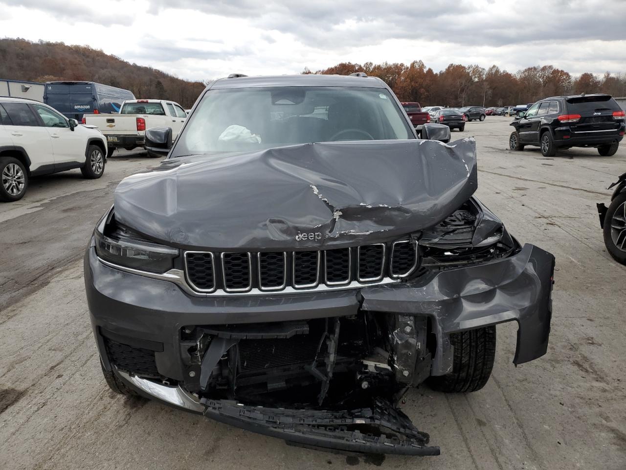 2023 Jeep Grand Cherokee L Laredo - Фото 5