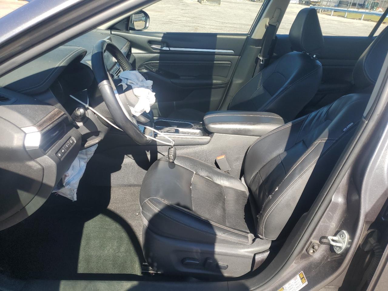 2020 Nissan Altima Platinum - Фото 7