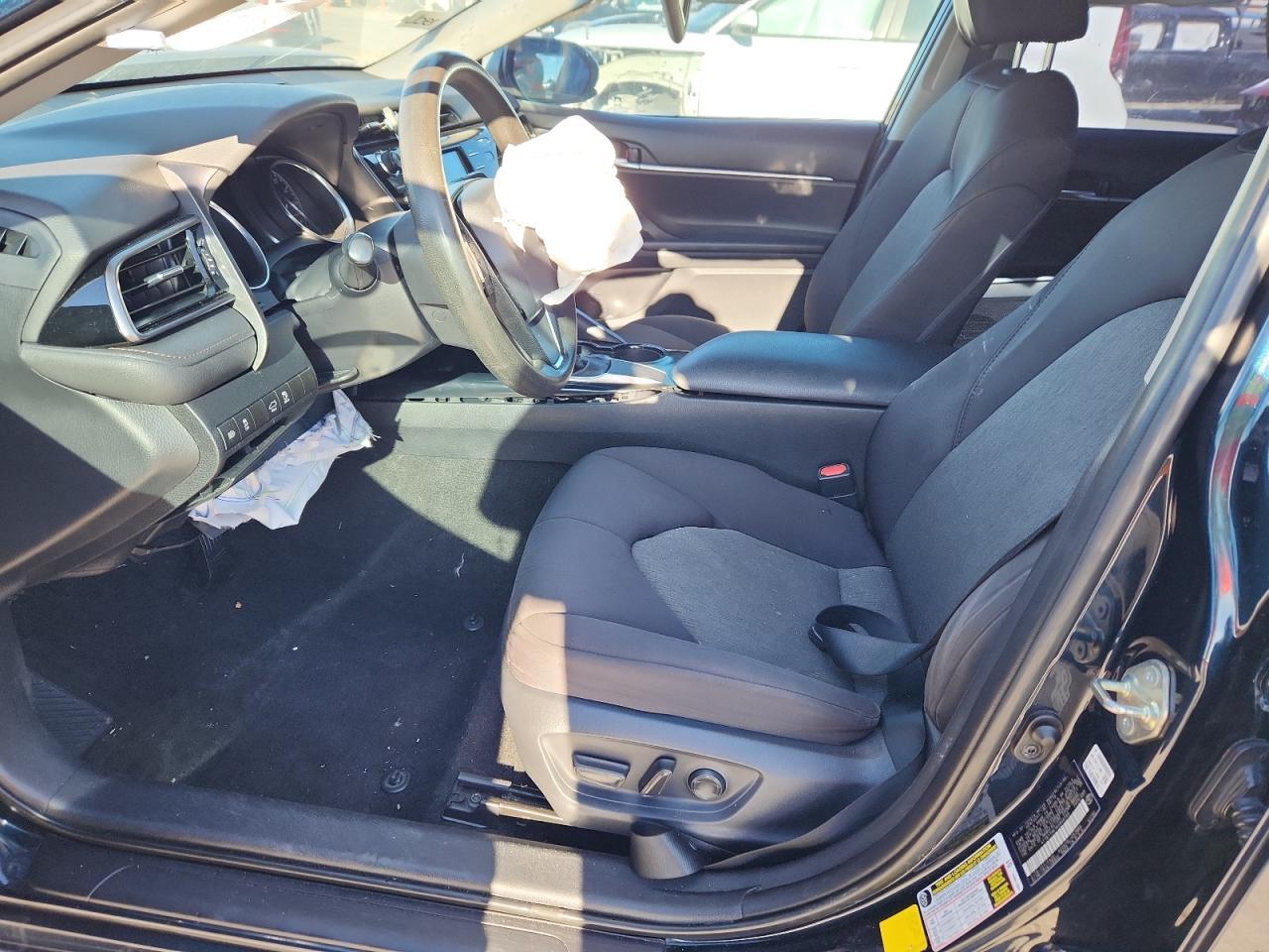 2019 Toyota Camry L - Image 7