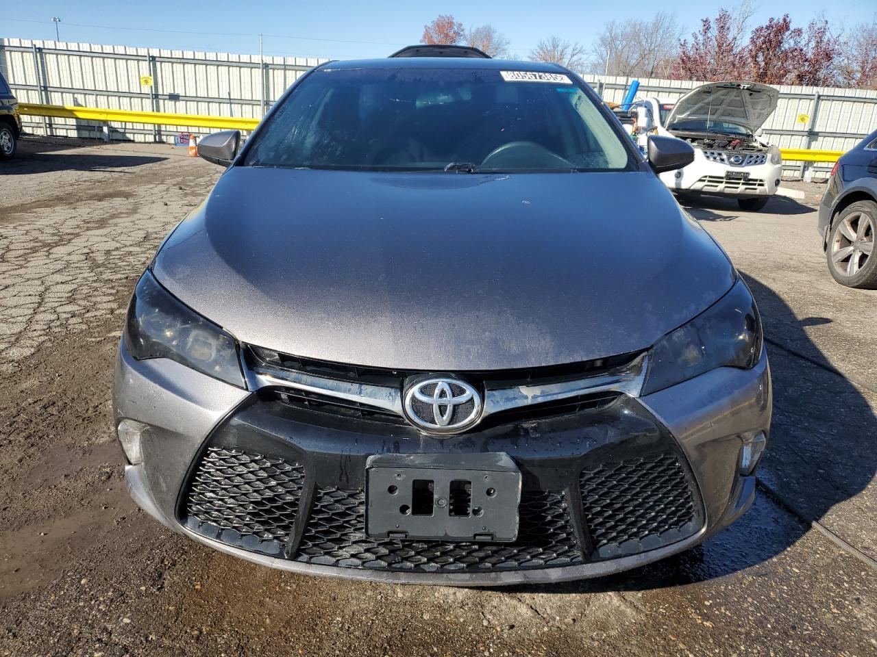 2017 Toyota Camry Se - Фото 5