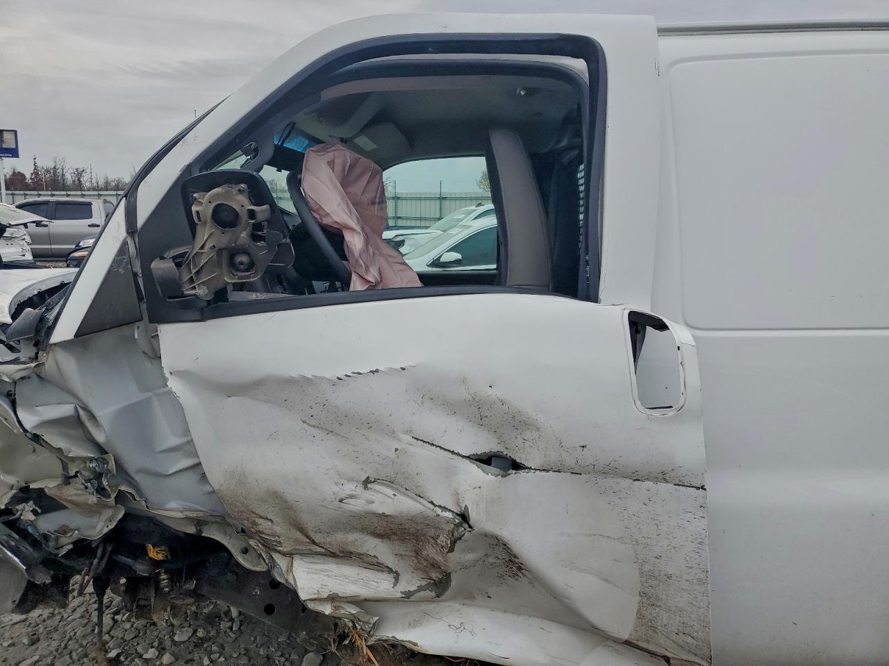 2020 GMC Savana G2500 - Image 7