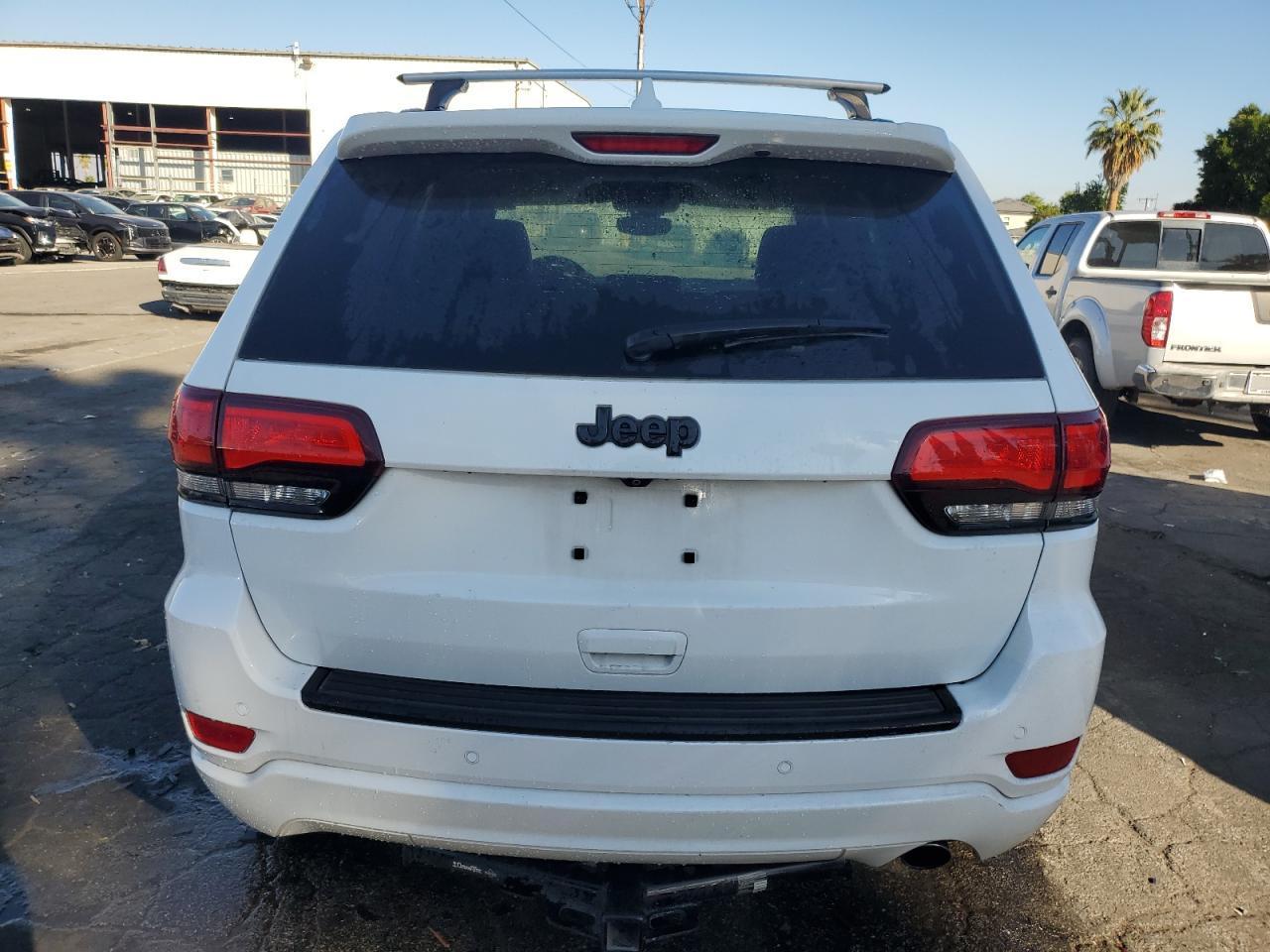 2018 Jeep Grand Cherokee Laredo - Фото 6