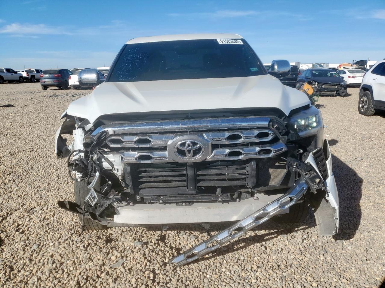 2025 Toyota Tundra Crewmax Platinum - Фото 5