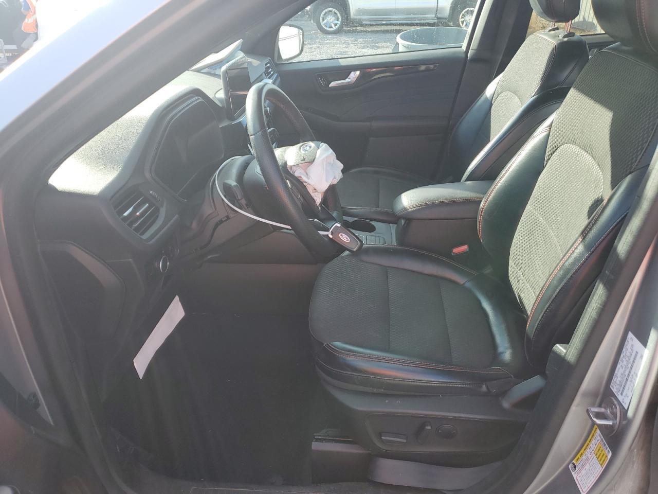 2023 Ford Escape St Line - Фото 7