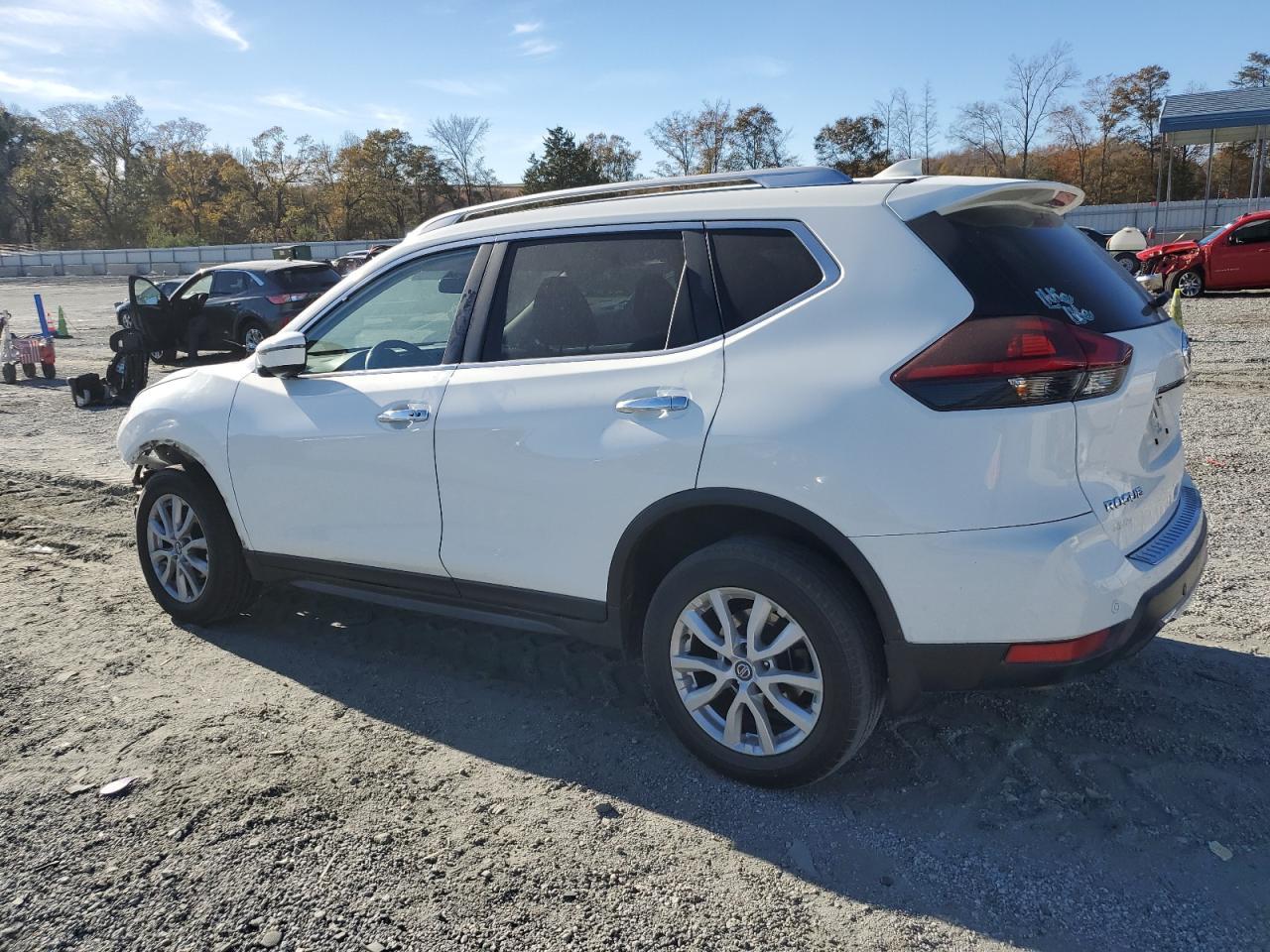 2020 Nissan Rogue S - Фото 2