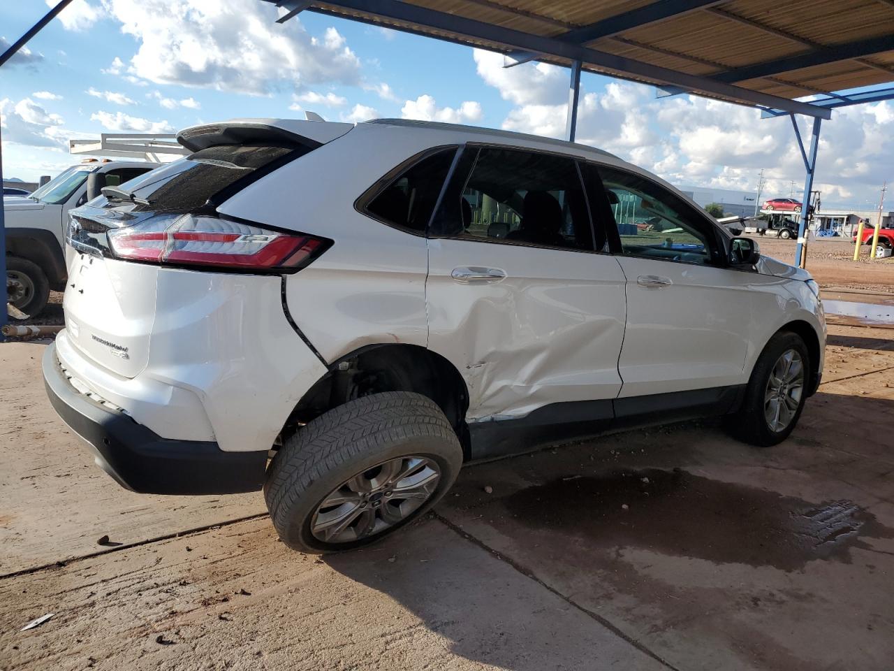 2019 Ford Edge Titanium - Фото 3