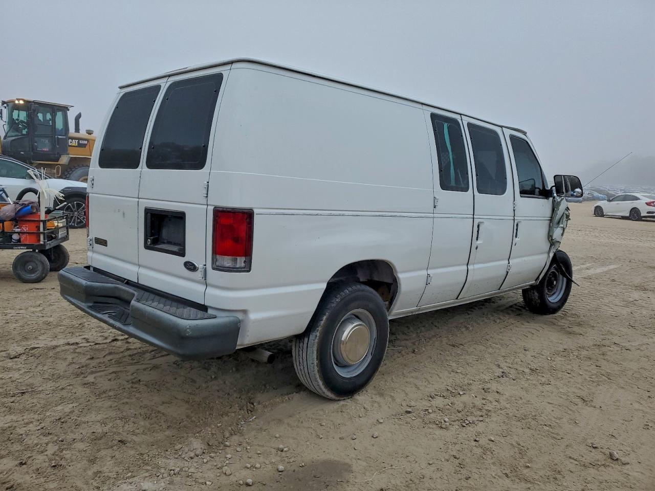 1999 Ford E250 Delivery Van - Фото 3