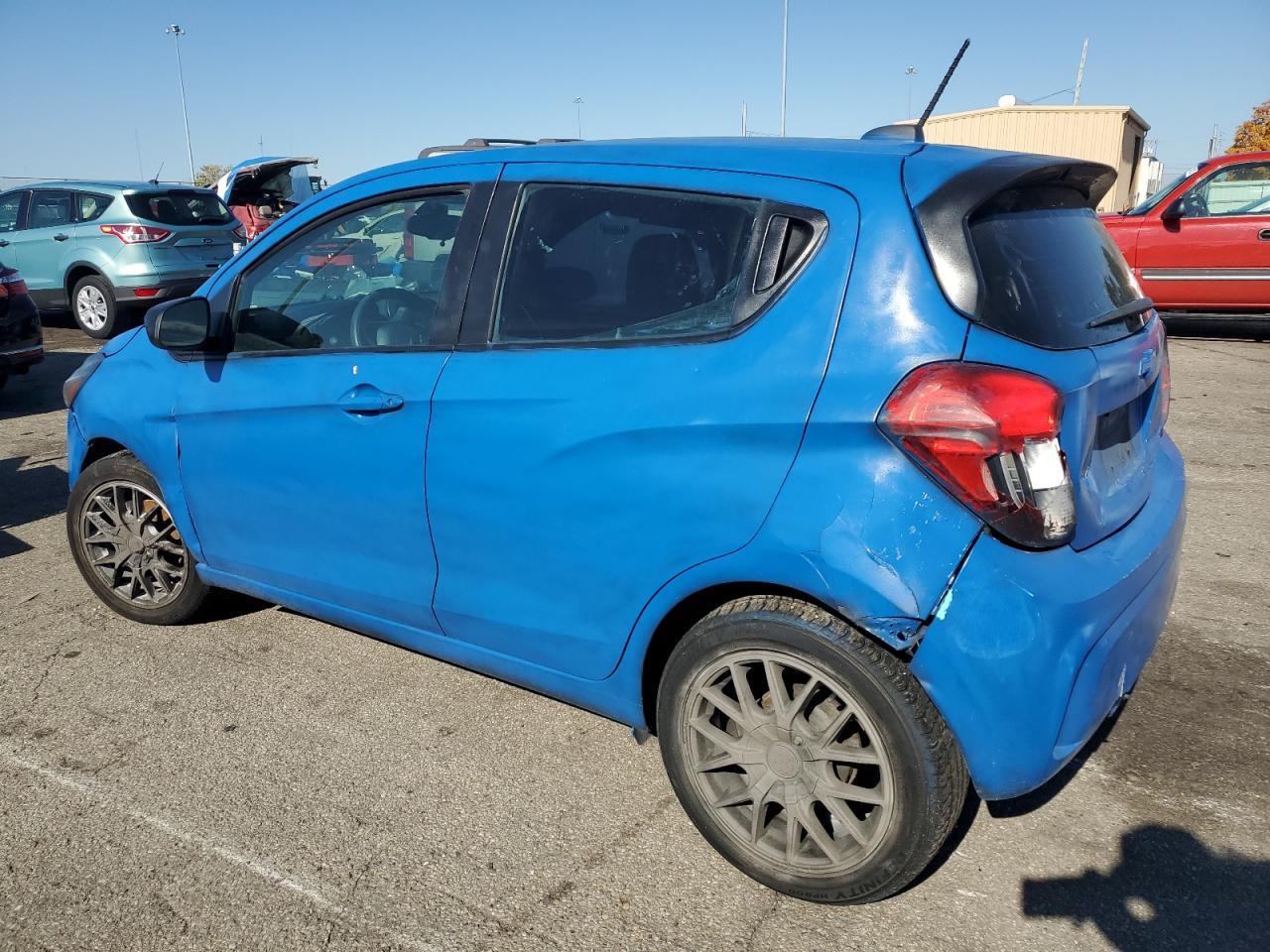 2017 Chevrolet Spark Ls - Фото 2