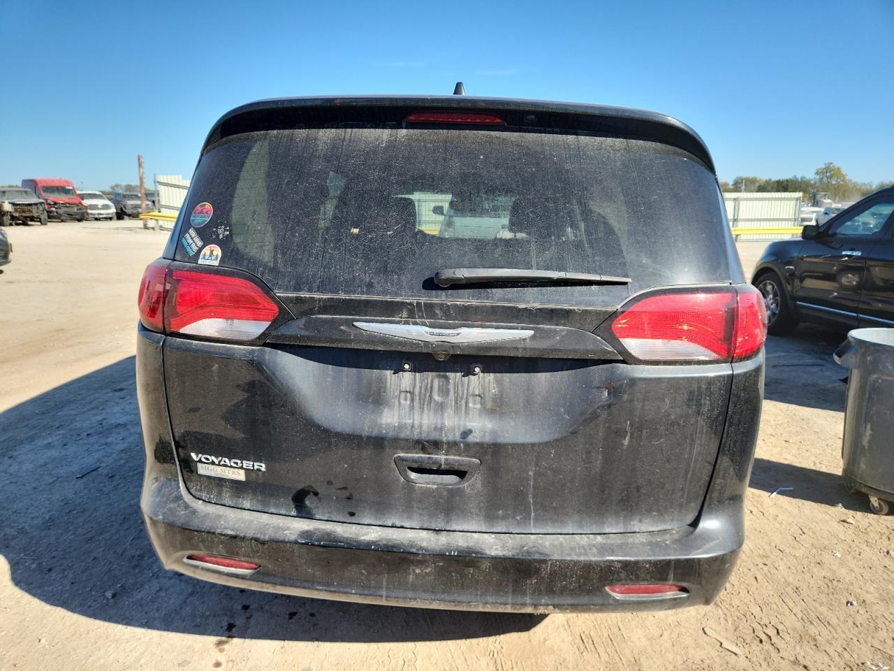 2021 Chrysler Voyager Lxi - Фото 6