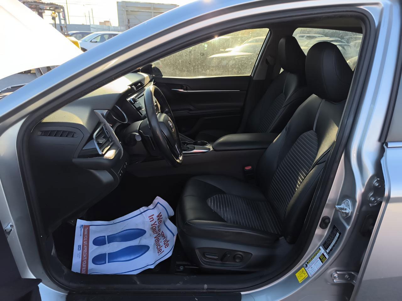 2020 Toyota Camry Se - Фото 7