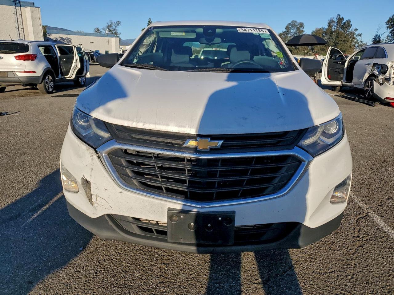 2021 Chevrolet Equinox Ls - Image 5