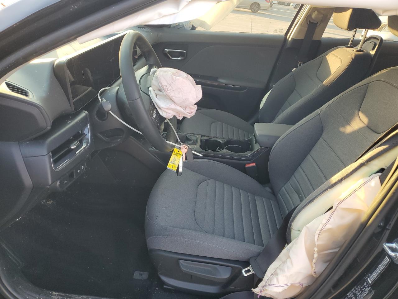 2025 Kia K4 Ex - Image 7