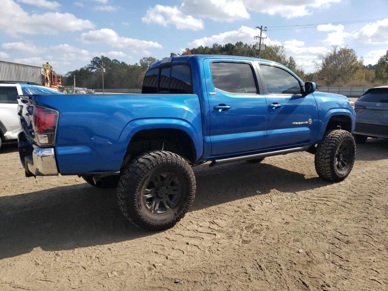 2016 Toyota Tacoma Double Cab - Фото 3