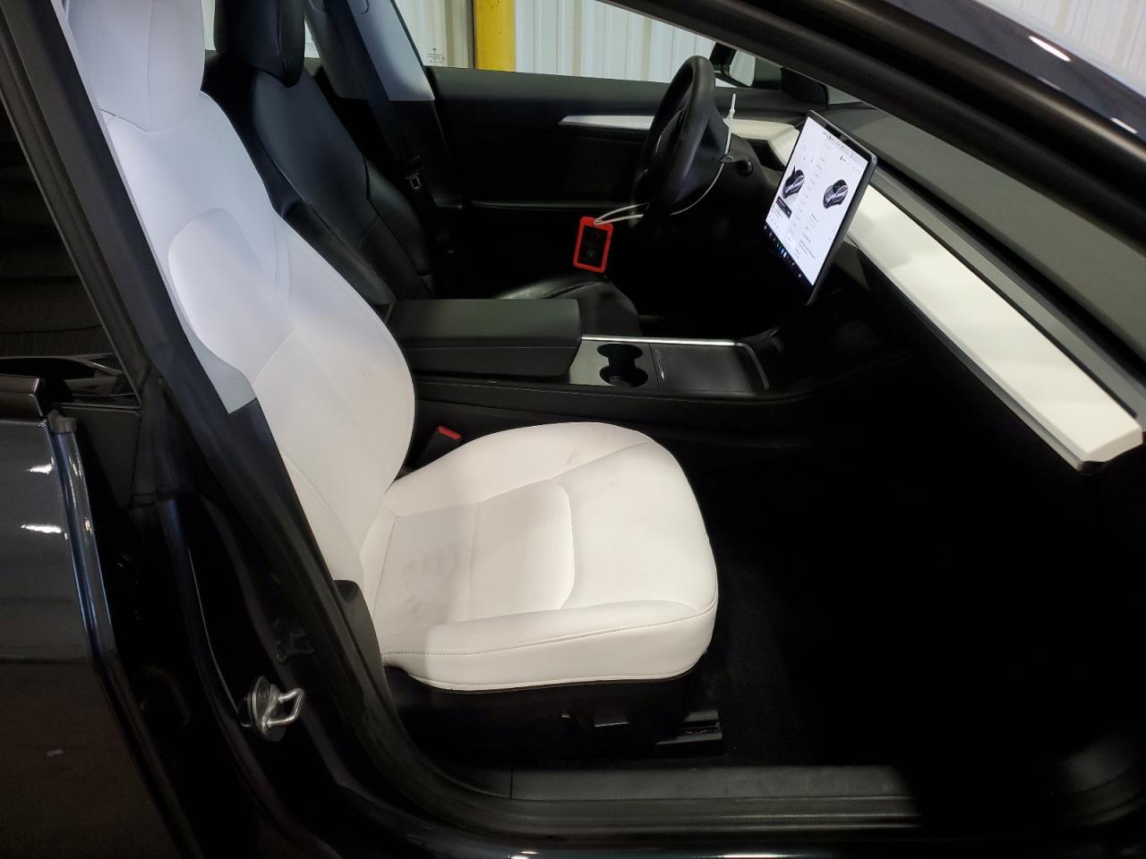 2022 Tesla Model 3 - Фото 7