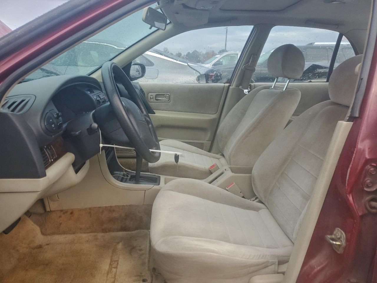 1994 Nissan Altima Xe - Фото 7