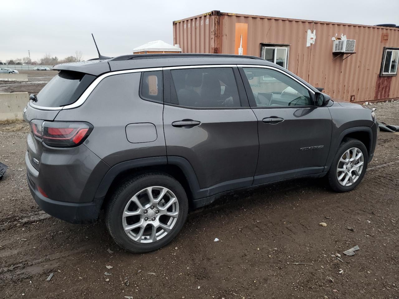 2023 Jeep Compass Latitude Lux - Фото 3