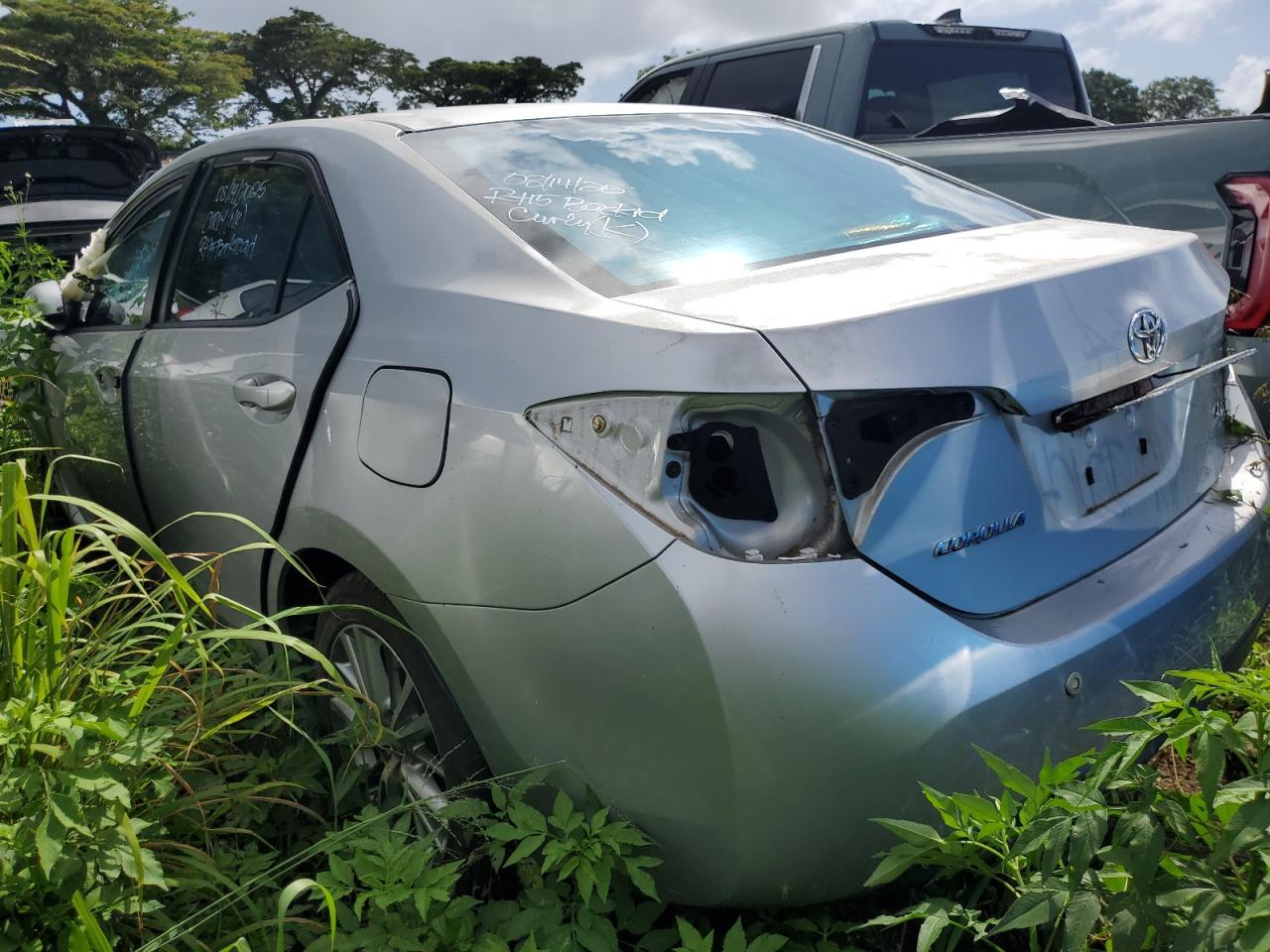 2014 Toyota Corolla Le - Image 2