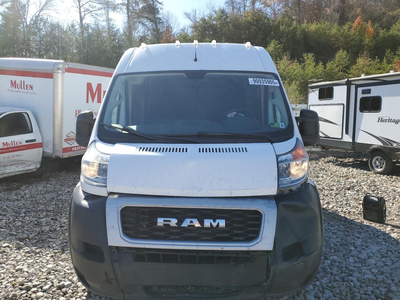 2021 Ram Promaster 2500 Delivery Van - Фото 5