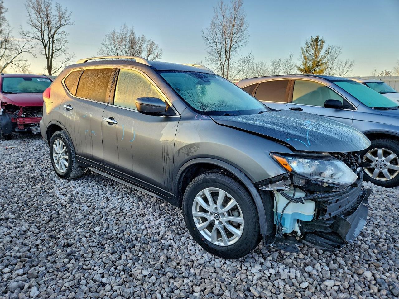 2020 Nissan Rogue S - Фото 4