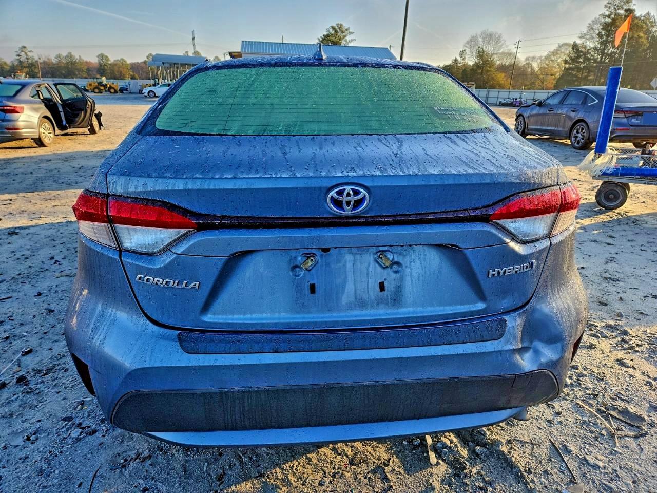 2022 Toyota Corolla Le - Image 6
