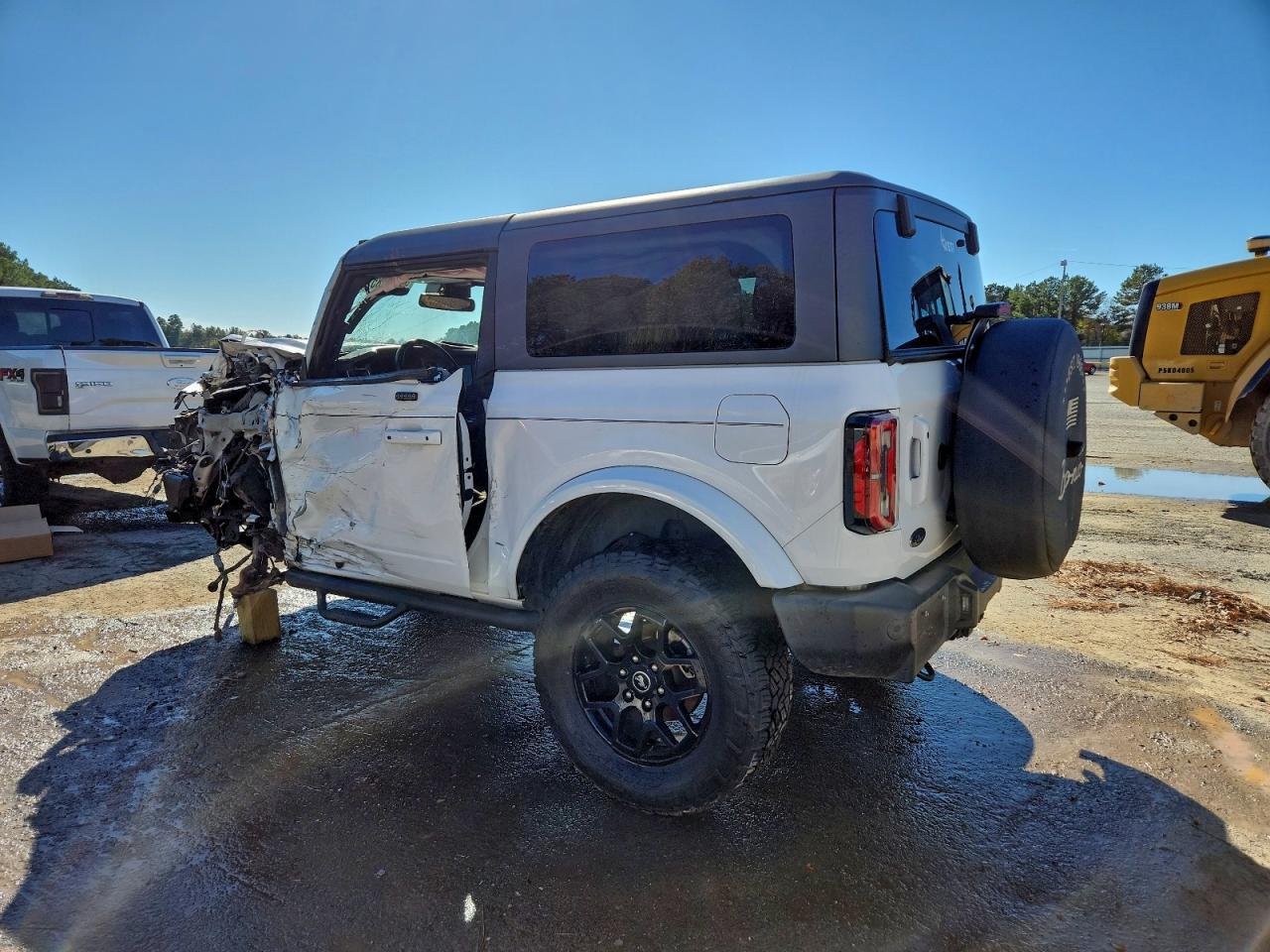 2021 Ford Bronco Base - Фото 2