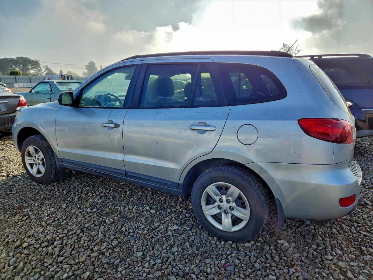 2009 Hyundai Santa Fe Gls - Image 2