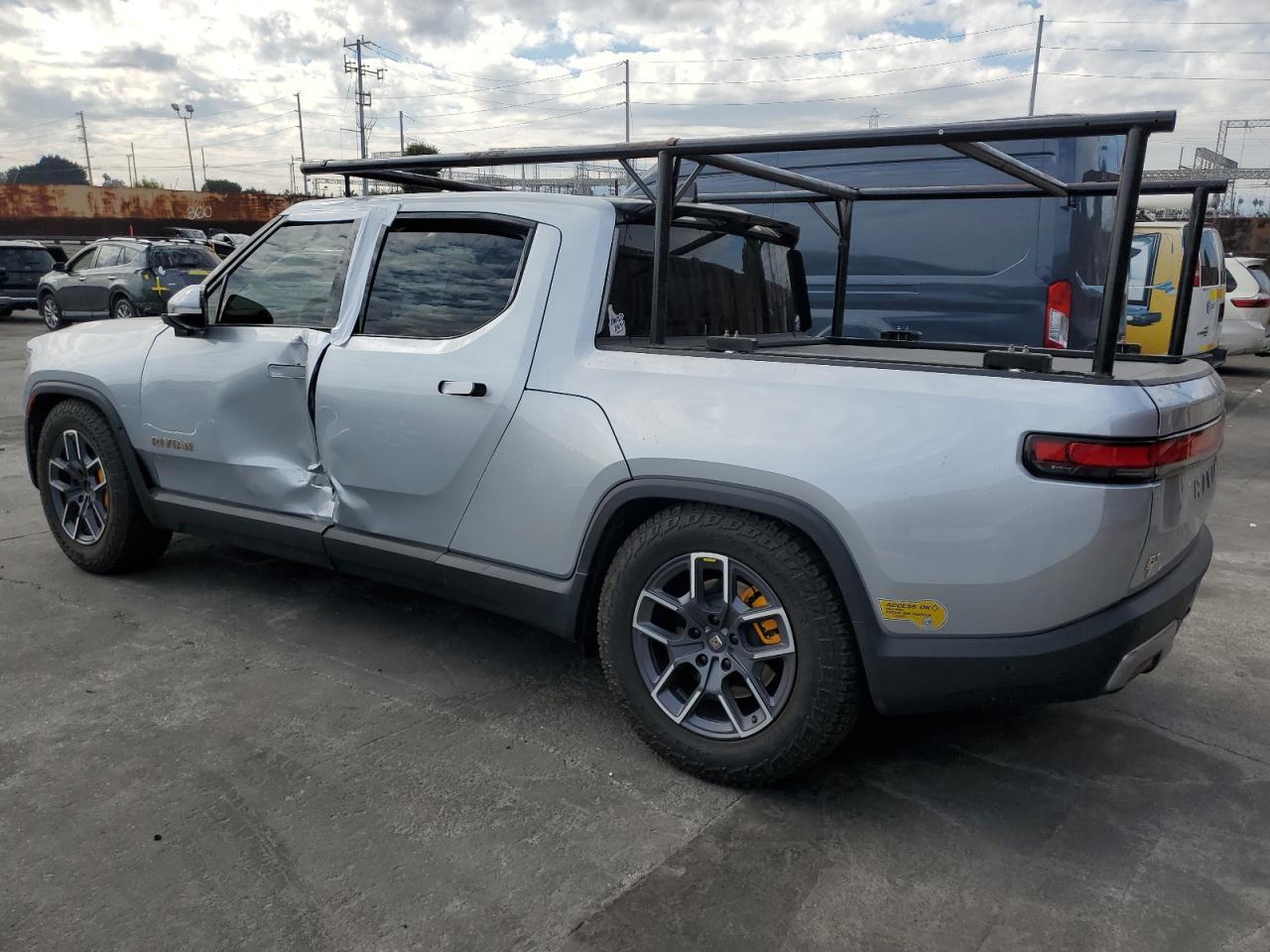 2022 Rivian R1T Launch Edition - Image 2