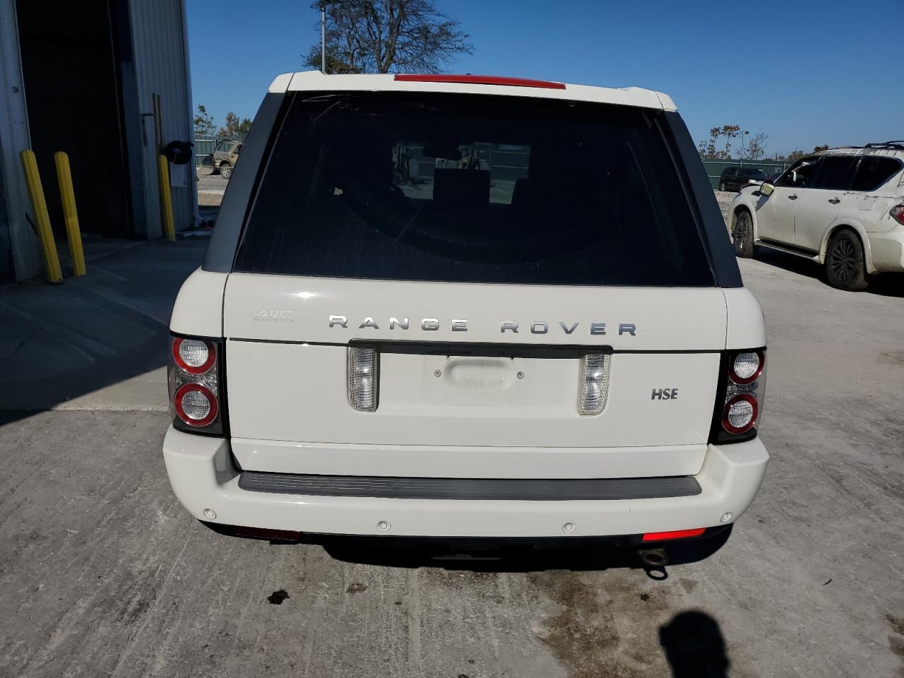 2010 Land Rover Range Rover Hse Luxury - Image 6