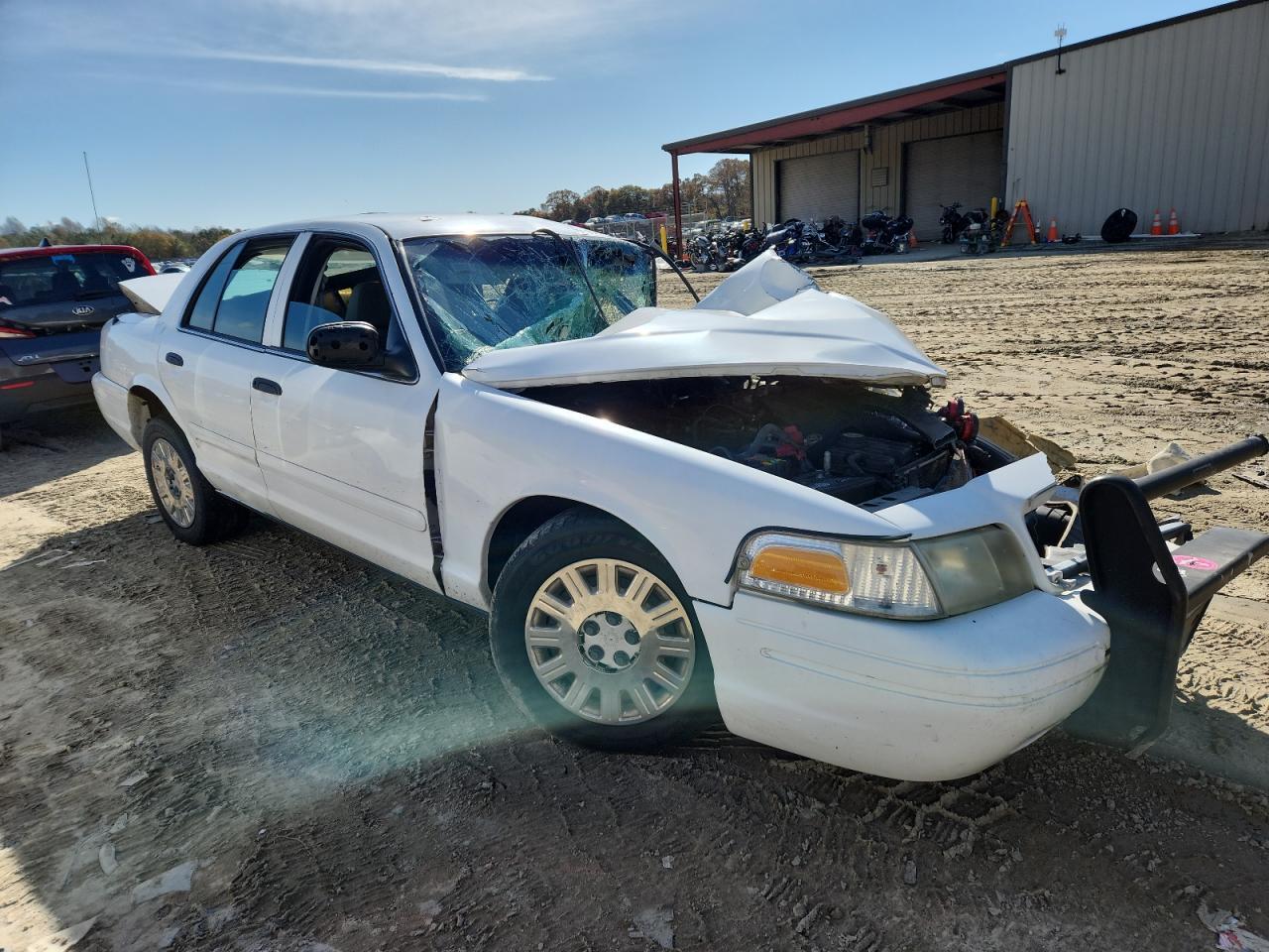 2005 Ford Crown Victoria Police Interceptor - Image 4