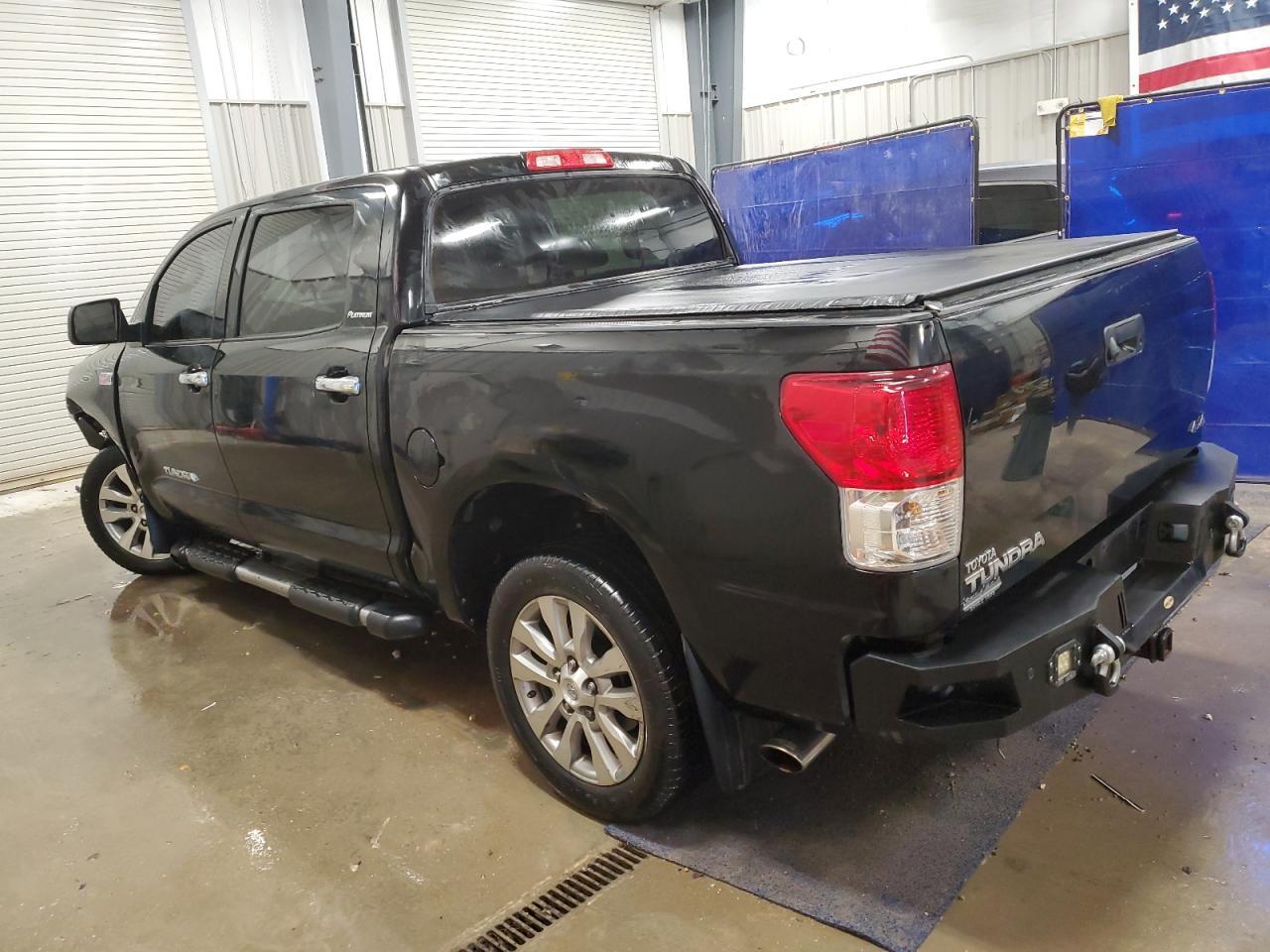 2013 Toyota Tundra Crewmax Limited - Фото 2