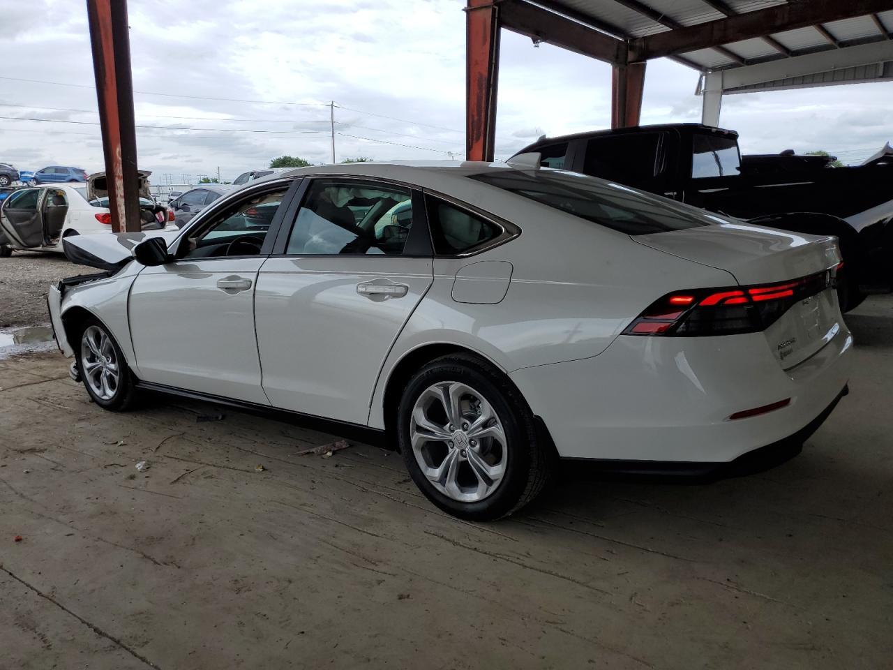 2025 Honda Accord Lx - Фото 2