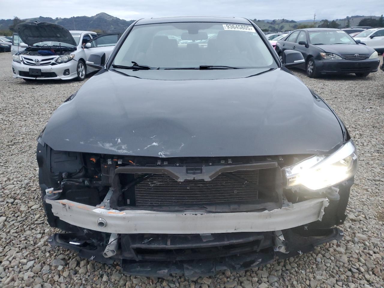 2016 BMW 320 Xi - Image 5