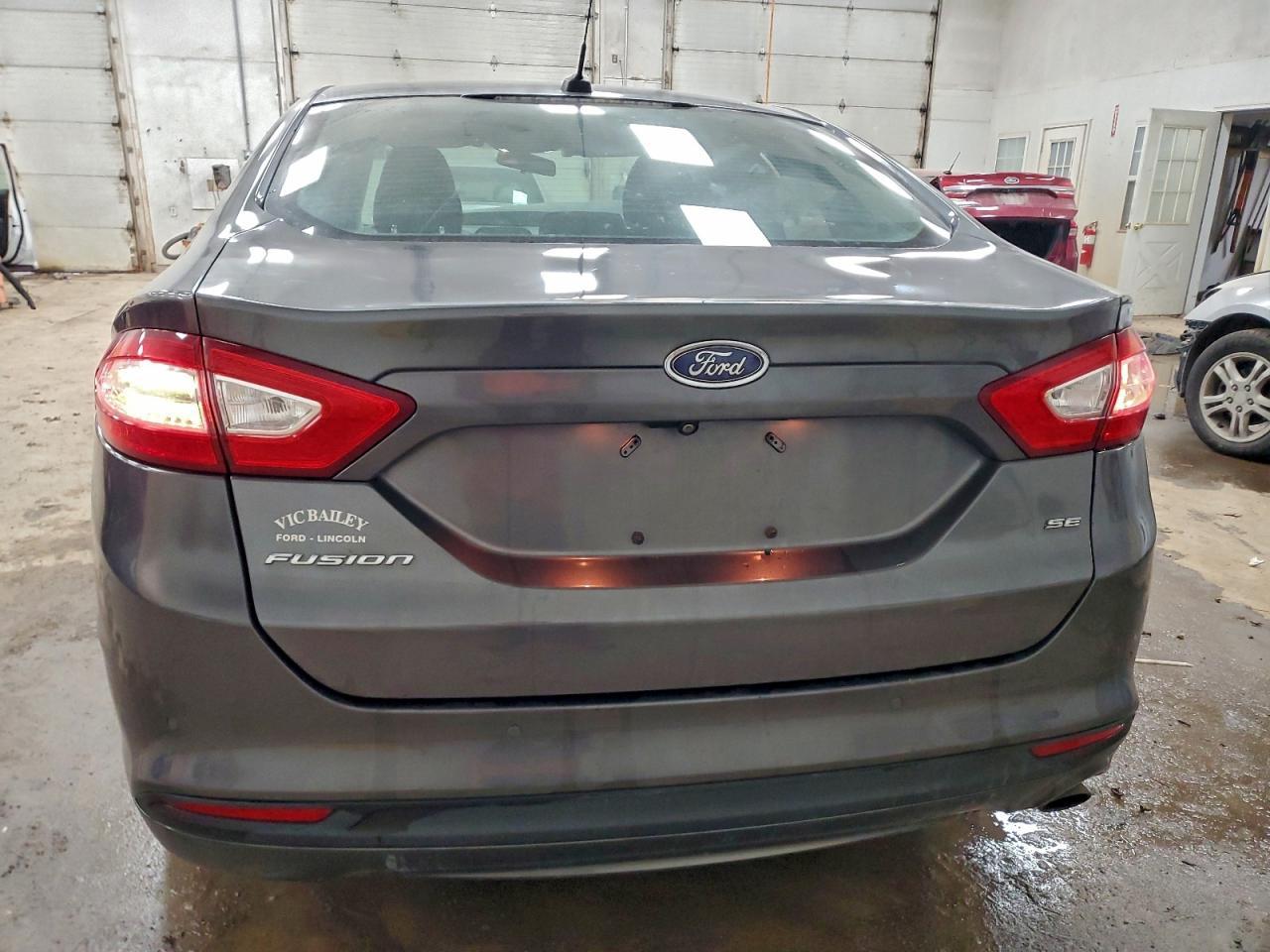 2016 Ford Fusion Se - Image 6