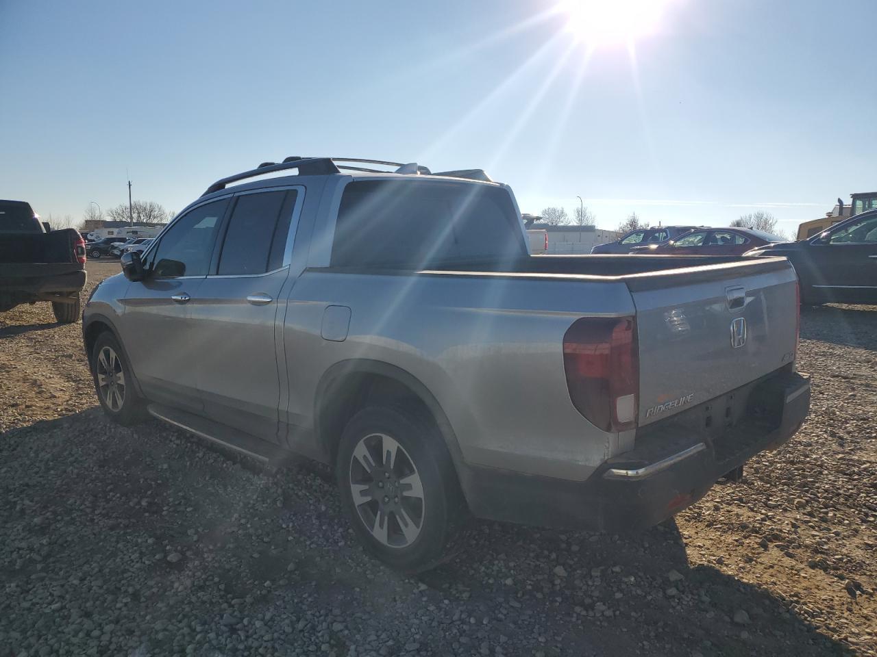 2018 Honda Ridgeline Rtl - Image 2
