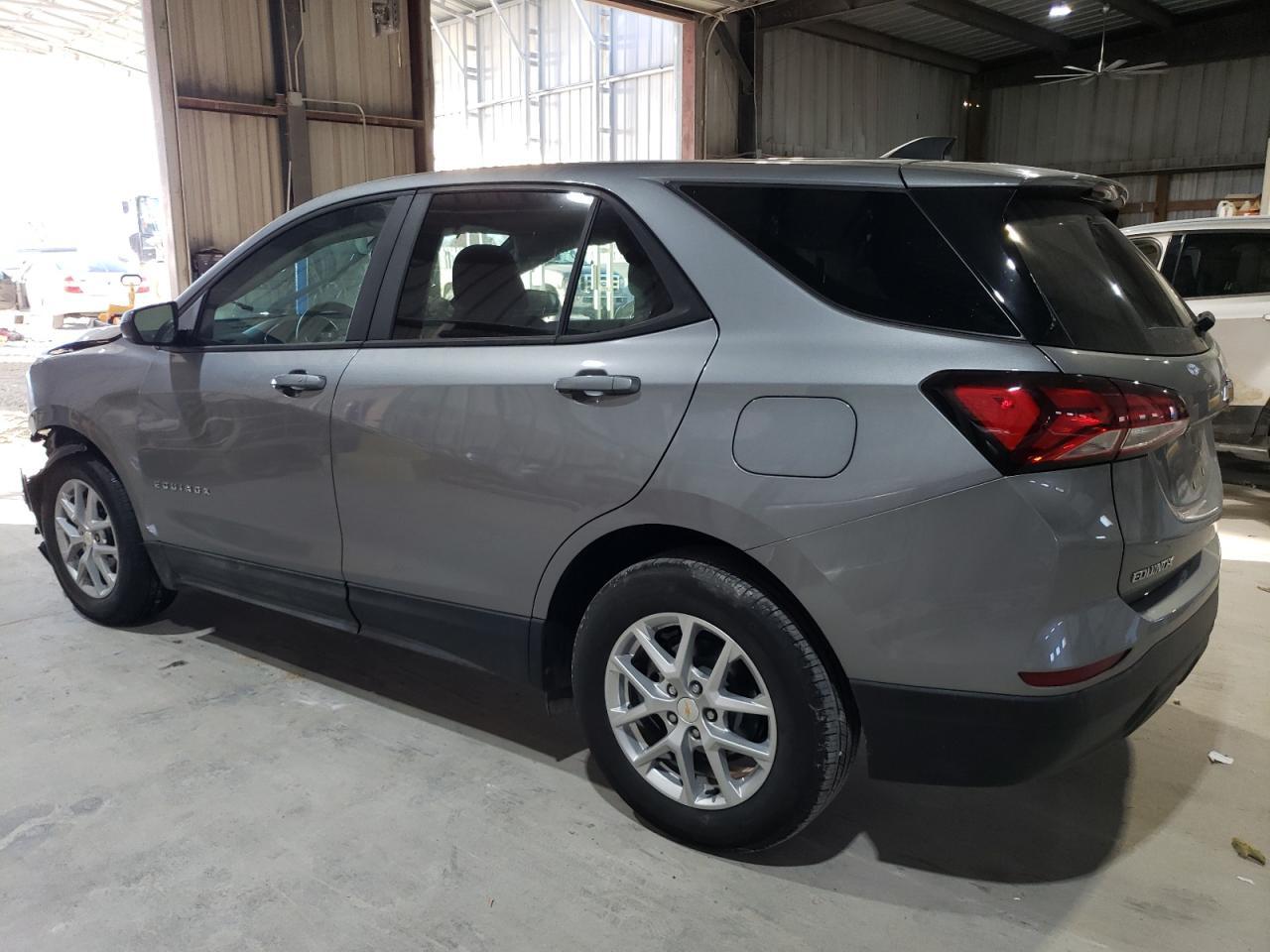 2024 Chevrolet Equinox Ls - Image 2