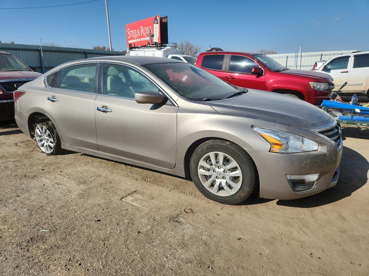 2015 Nissan Altima 2.5 S - Image 4