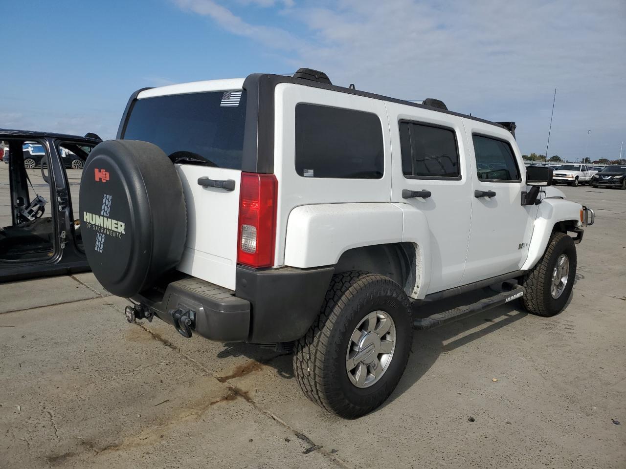 2006 Hummer H3 - Image 3