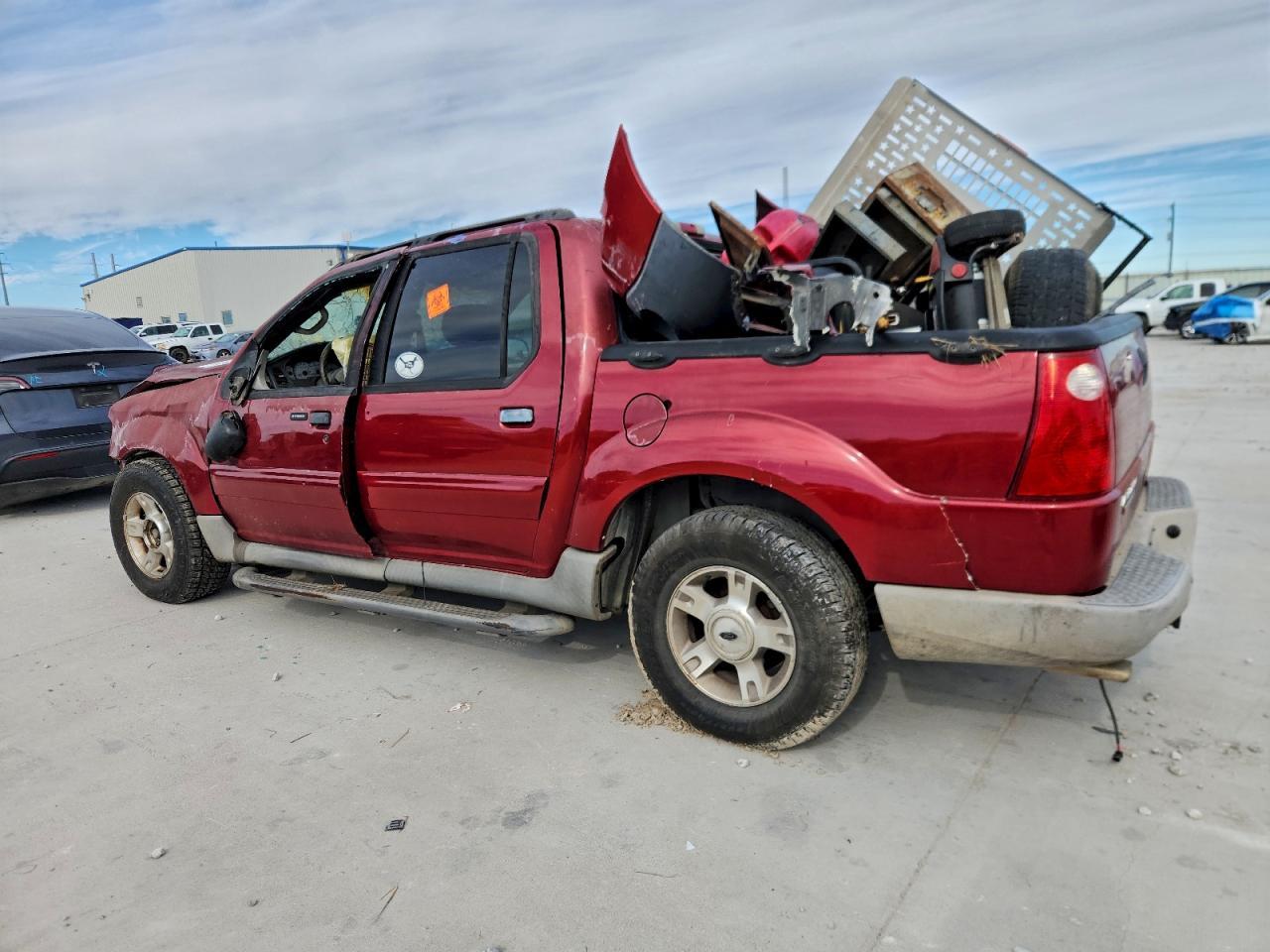 2003 Ford Explorer Sport Trac - Image 2
